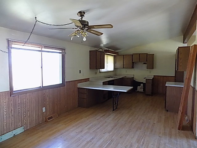 2275 E 875th St, Oglesby, IL 61348 photo 5