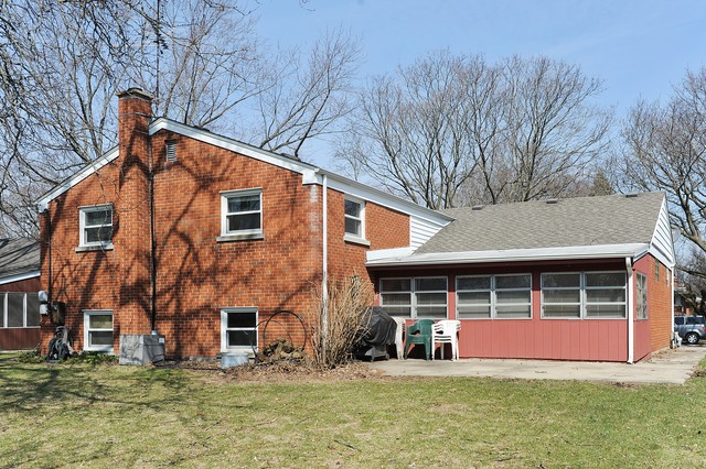 1203 W Pendleton Pl, Mount Prospect, IL 60056 photo 10