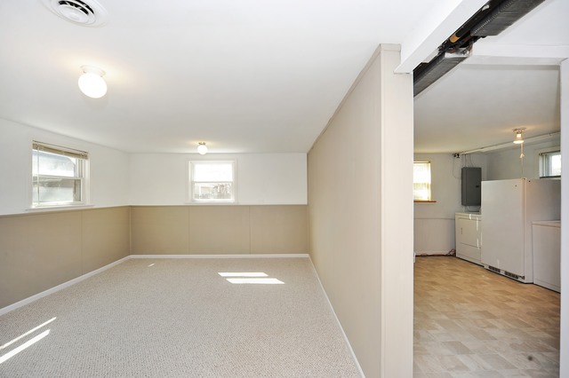 1203 W Pendleton Pl, Mount Prospect, IL 60056 photo 5
