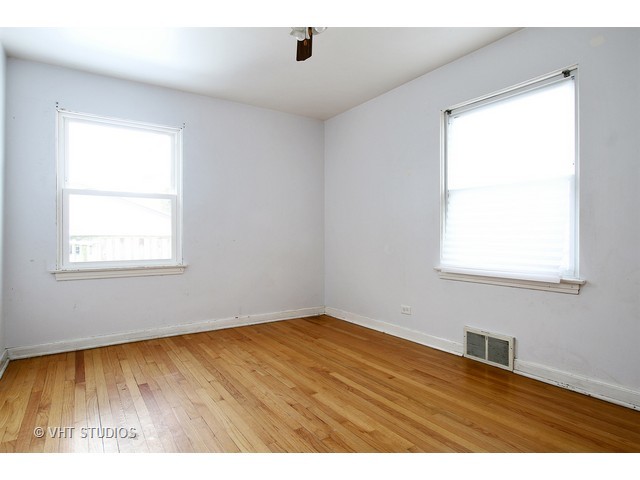 4008 Maple Ave, Brookfield, IL 60513 photo 8