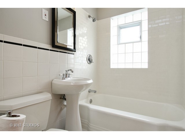4008 Maple Ave, Brookfield, IL 60513 photo 11
