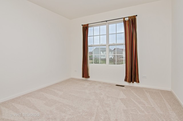 2805 Payton Xing, Mchenry, IL 60051 photo 7