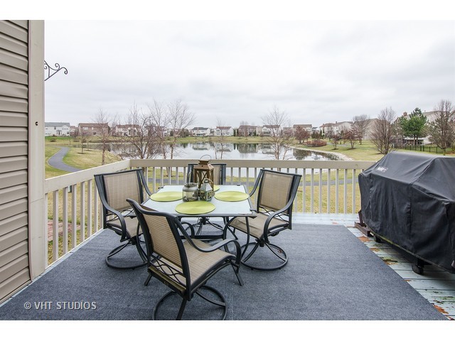 4491 Whitehall Ln, Algonquin, IL 60102 photo 10