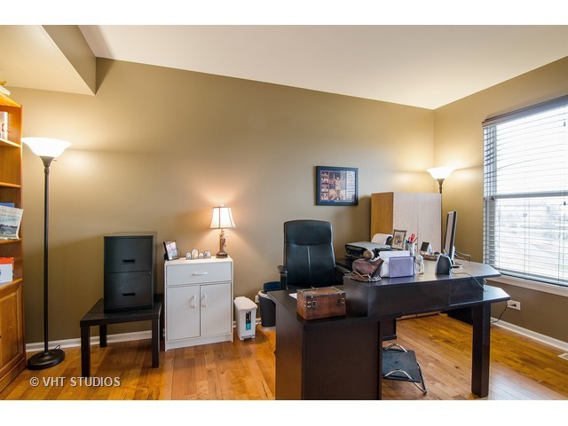 4491 Whitehall Ln, Algonquin, IL 60102 photo 7