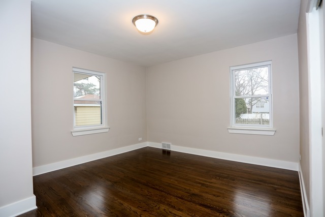 2901 Maple Ave, Brookfield, IL 60513 photo 13