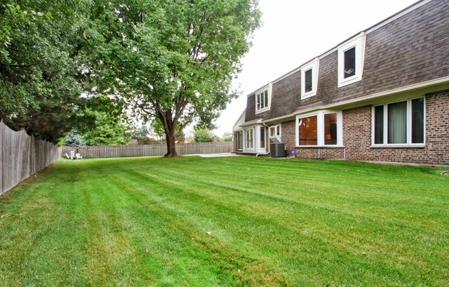 4208 Devonshire Ct, Northbrook, IL 60062 photo 25