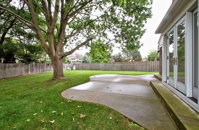 4208 Devonshire Ct, Northbrook, IL 60062 photo 24