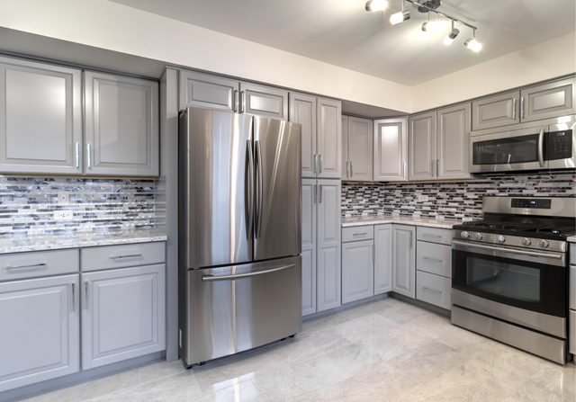 9824 S Beverly Ave, Chicago, IL 60643 photo 8
