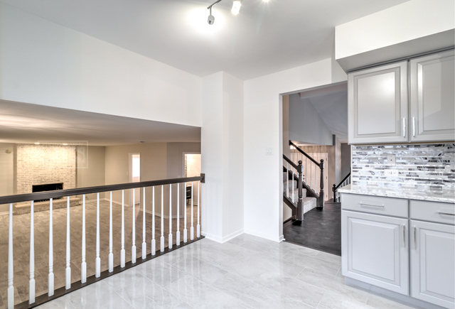 9824 S Beverly Ave, Chicago, IL 60643 photo 9