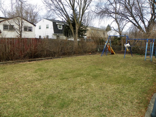 164 Mockingbird Ln, Wheeling, IL 60090 photo 9