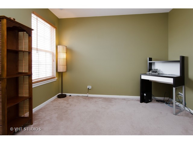 13 Clara Ct, Algonquin, IL 60102 photo 9