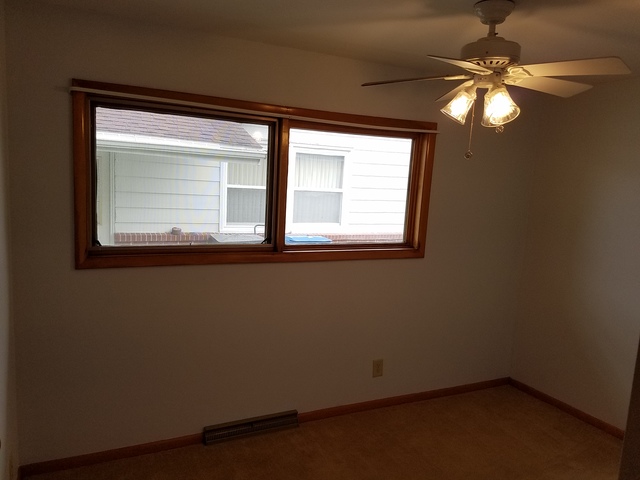 1505 E 18th St, Sterling, IL 61081 photo 9