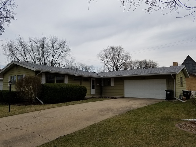1505 E 18th St, Sterling, IL 61081 photo 1