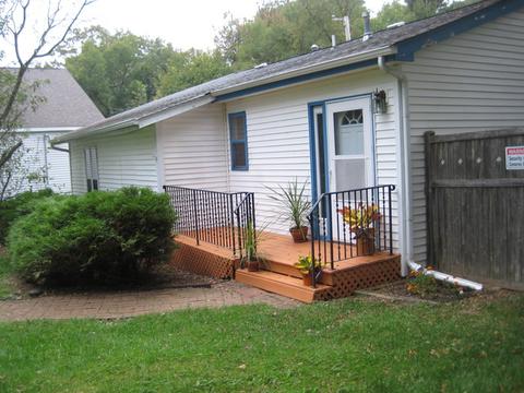 812 Paul St, Mchenry, IL 60051 photo 3