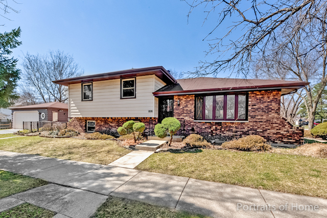 1002 S Prospect St, Wheaton, IL 60189 photo 2