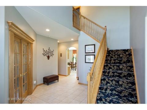 6300 Sequoia Ct, Plainfield, IL 60586 photo 9