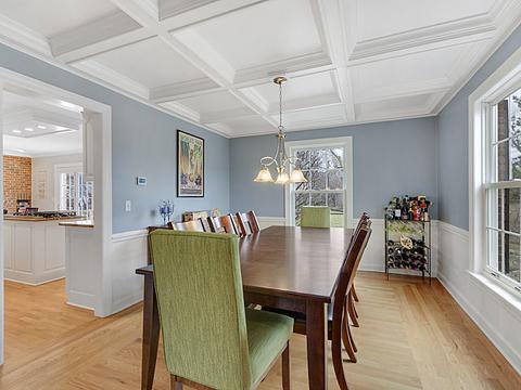 2100 Stirling Rd, Bannockburn, IL 60015 photo 3
