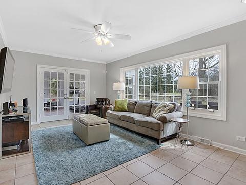 2100 Stirling Rd, Bannockburn, IL 60015 photo 8