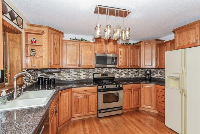1008 Struckman Blvd, Bartlett, IL 60103 photo 4