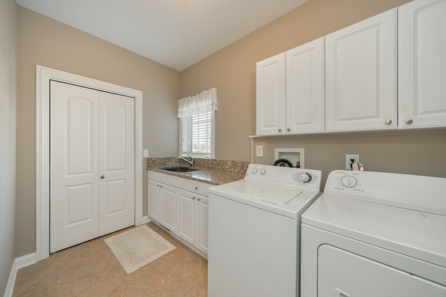 12533 Mitchell Dr, Plano, IL 60545 photo 17