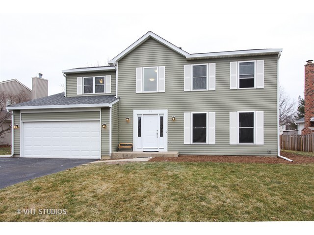 69 Hampton St, Cary, IL 60013 photo 1