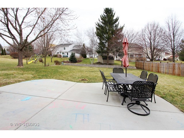 69 Hampton St, Cary, IL 60013 photo 15