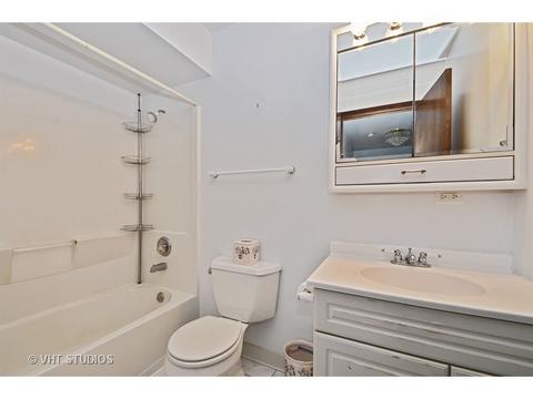 104 Dorie Ln, Thornton, IL 60476 photo 12