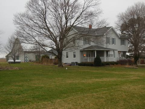 3507 E 1st Rd, Peru, IL 61354 photo 2