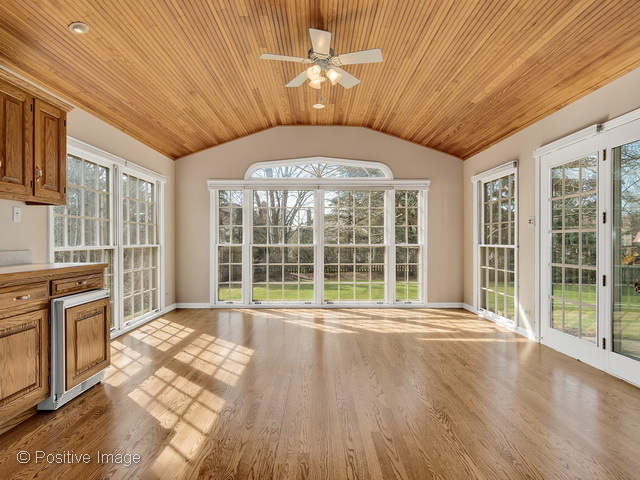 68 Hawkins Cir, Wheaton, IL 60189 photo 14