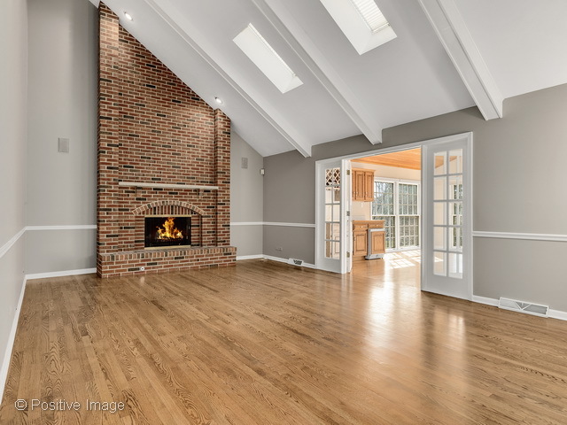 68 Hawkins Cir, Wheaton, IL 60189 photo 12