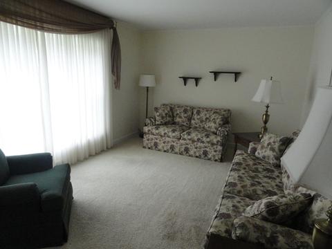 2147 Golf Ct, Glenview, IL 60025 photo 3