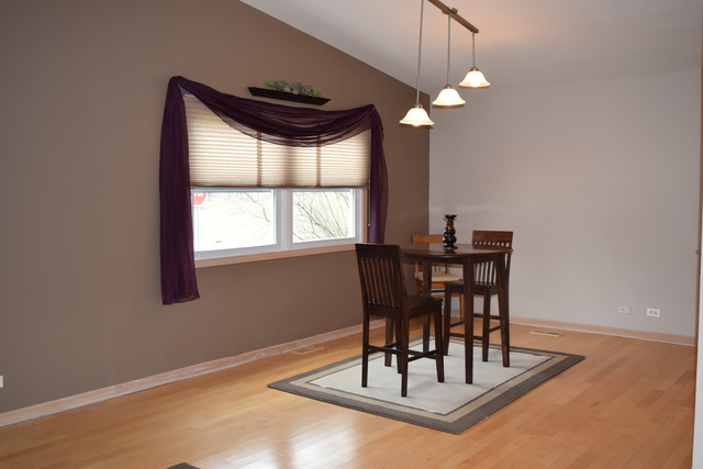 4570 Brigantine Ln, Hoffman Estates, IL 60192 photo 4