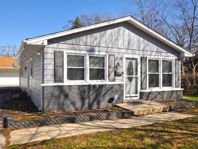 3539 Carpenter St, Steger, IL 60475 photo 1