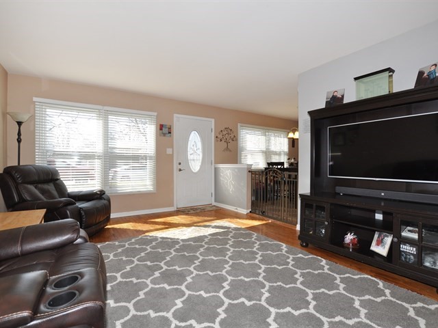 3539 Carpenter St, Steger, IL 60475 photo 3