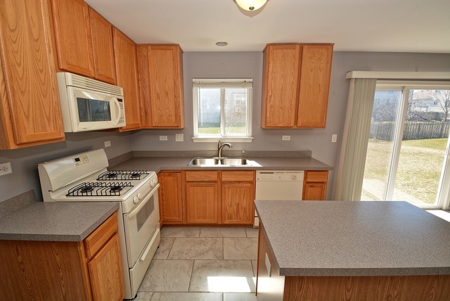 2043 Stephen St, Aurora, IL 60502 photo 12