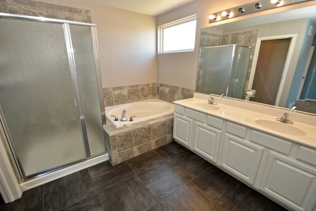 2043 Stephen St, Aurora, IL 60502 photo 16