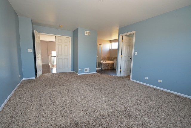 2043 Stephen St, Aurora, IL 60502 photo 13
