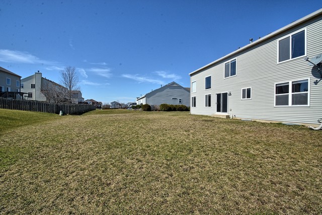 2043 Stephen St, Aurora, IL 60502 photo 24