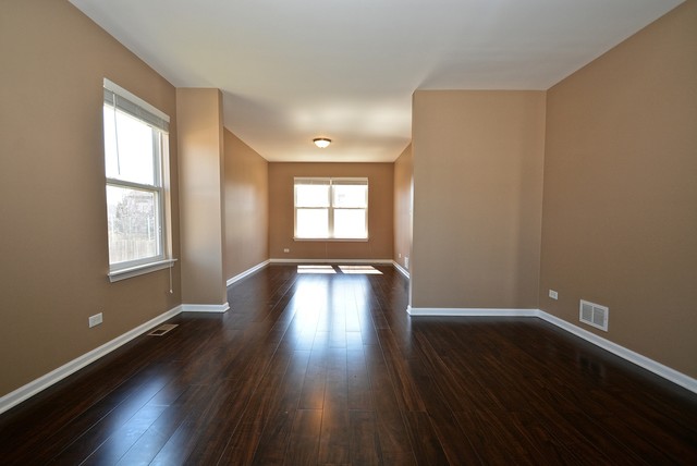 2043 Stephen St, Aurora, IL 60502 photo 4