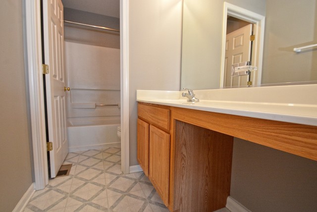 2043 Stephen St, Aurora, IL 60502 photo 20