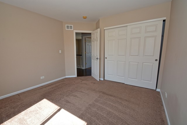 2043 Stephen St, Aurora, IL 60502 photo 18