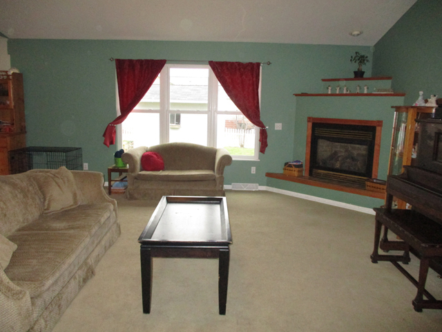 206 W Walnut St, Walnut, IL 61376 photo 4