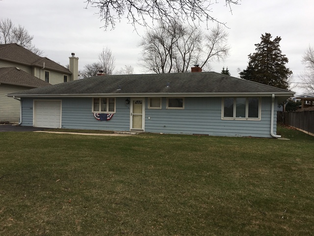 702 Wakeman Ave, Wheaton, IL 60187 photo 1