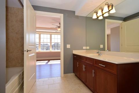 10 E Burlington St #2F, Riverside, IL 60546 photo 19