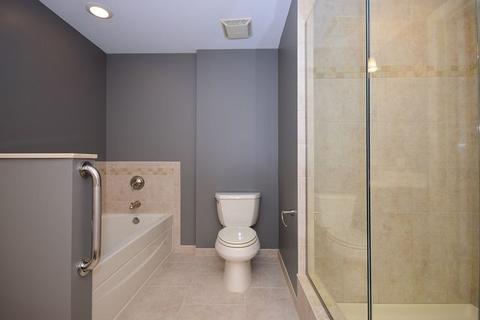 10 E Burlington St #2F, Riverside, IL 60546 photo 16