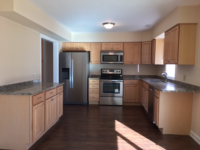 2607 Baldwin Rd, Mchenry, IL 60050 photo 2