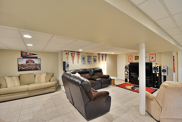 1723 Whitcomb Ave, Des Plaines, IL 60018 photo 15