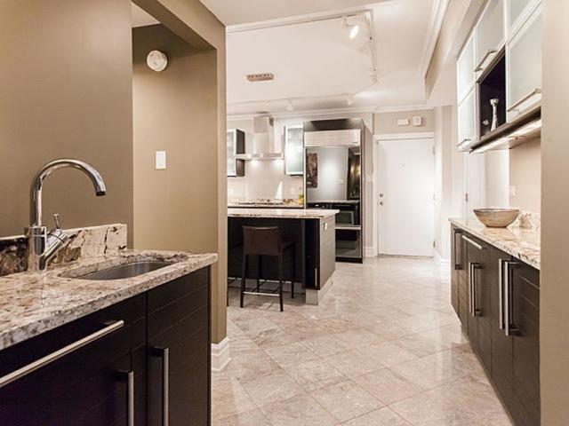433 W Briar Pl #2A, Chicago, IL 60657 photo 11