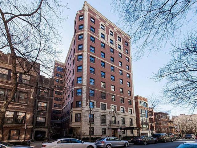 433 W Briar Pl #2A, Chicago, IL 60657 photo 1