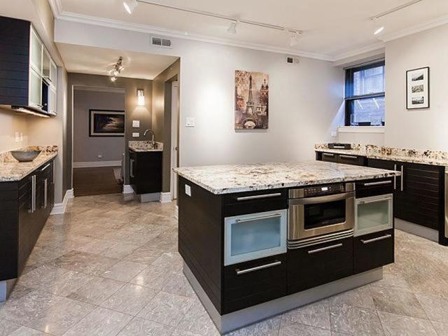 433 W Briar Pl #2A, Chicago, IL 60657 photo 12